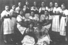 Women's folk group in Benkdendorf.